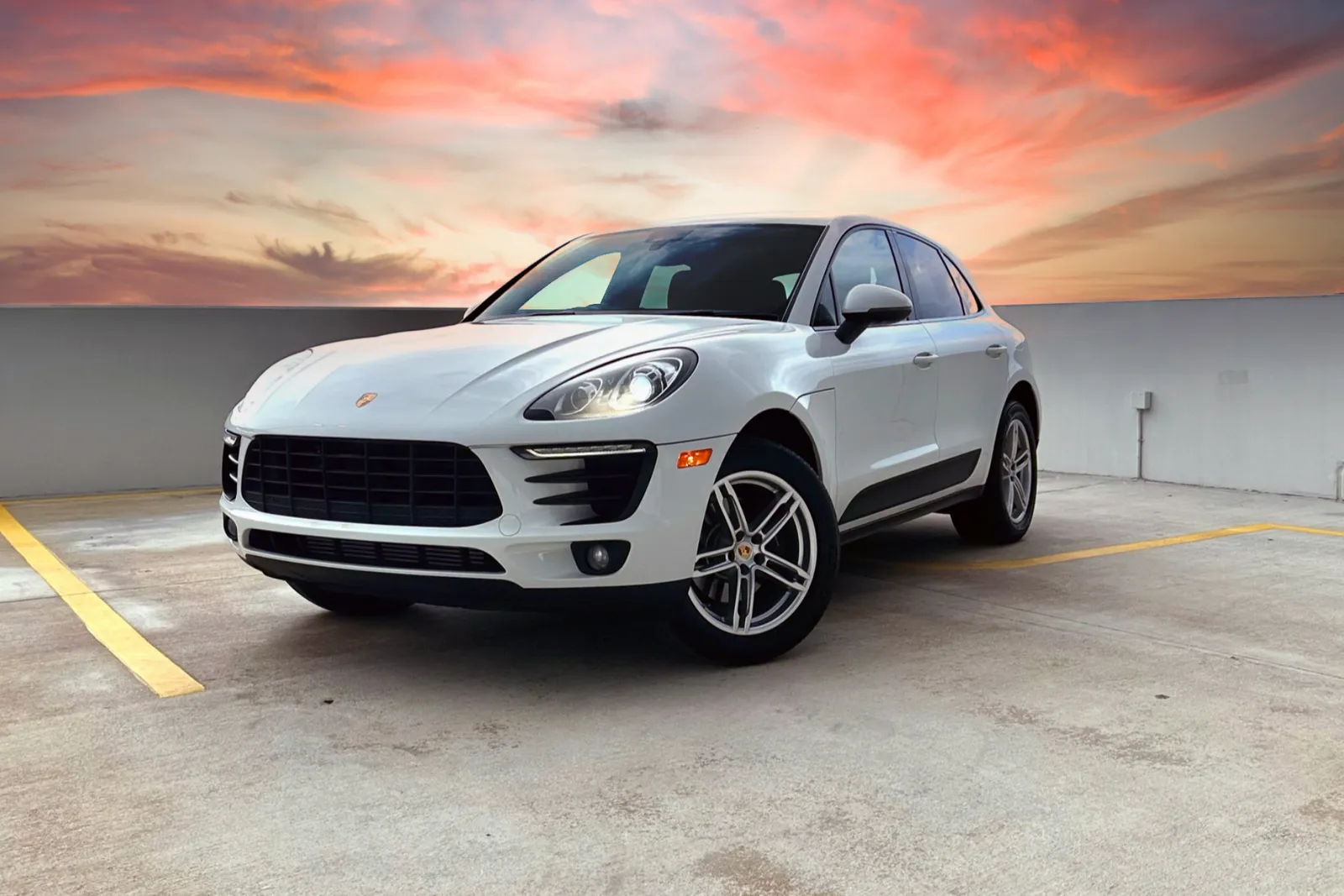 Porsche Macan for rent in Miami